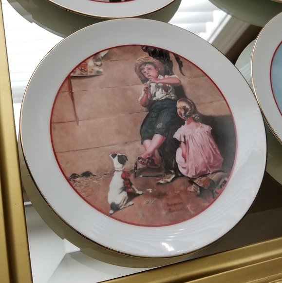 ❗Antique Norman Rockwell Plate Set of 4 with Gold Trim❗ - Picture 9 of 9